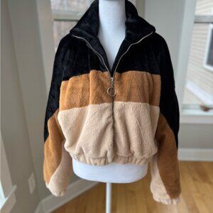 Forever 21 Black Tan Faux Fur Cropped Bomber Jacket Size Medium